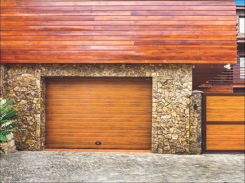 Секционные ворота DoorHan золотой дуб Костанай